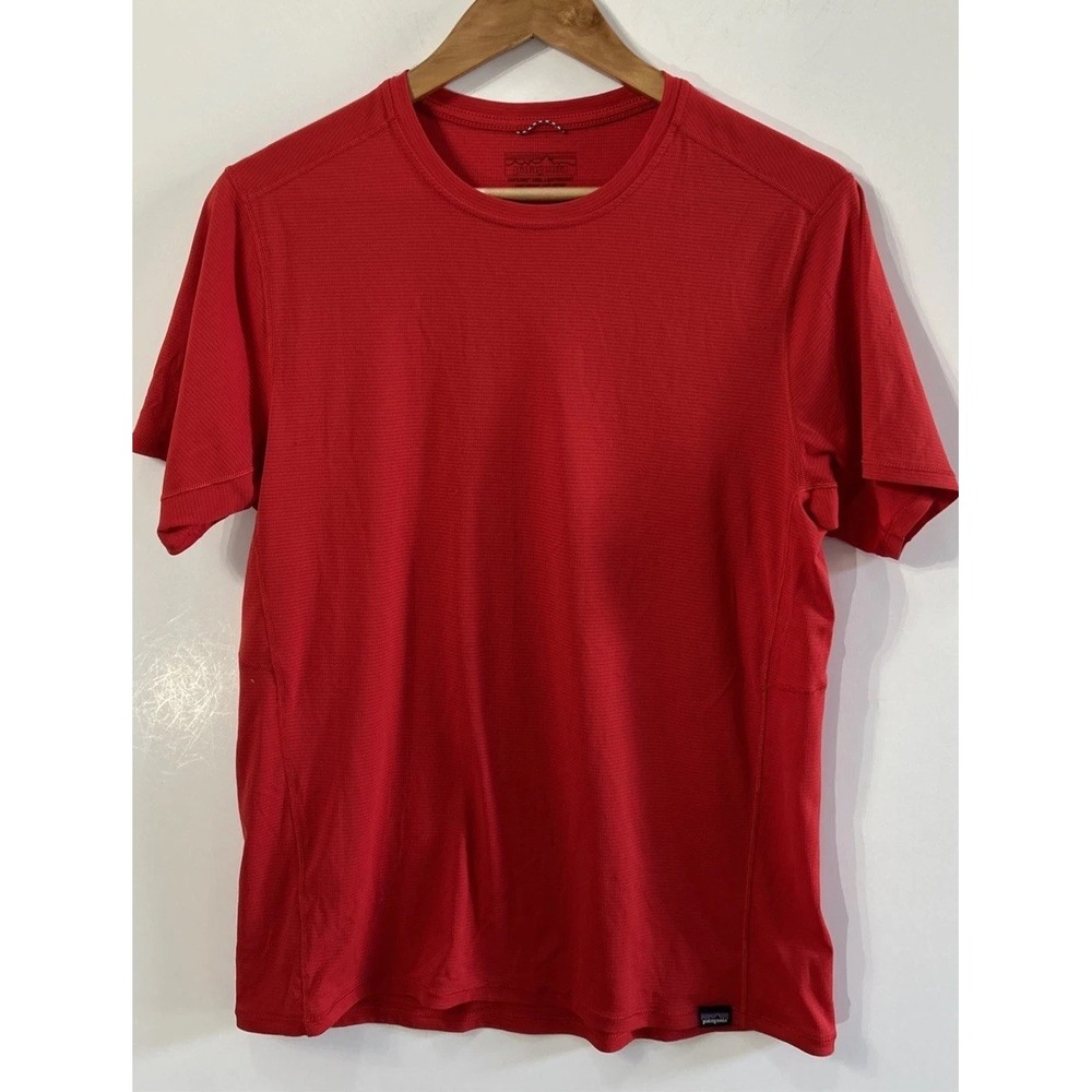 Patagonia Men's Capilene Cool Lightweight Shirt Red 45760 Sz M